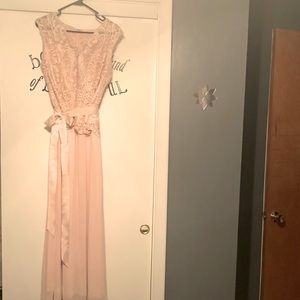 Pink lace and chiffon mother of the bride dress. Size 16.